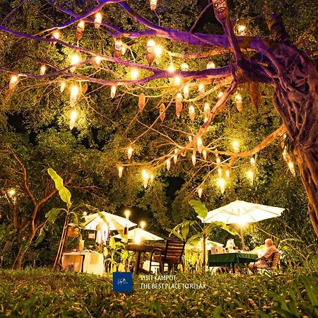 Devi Kampot Resort At Phum Kampot Buitenkant foto