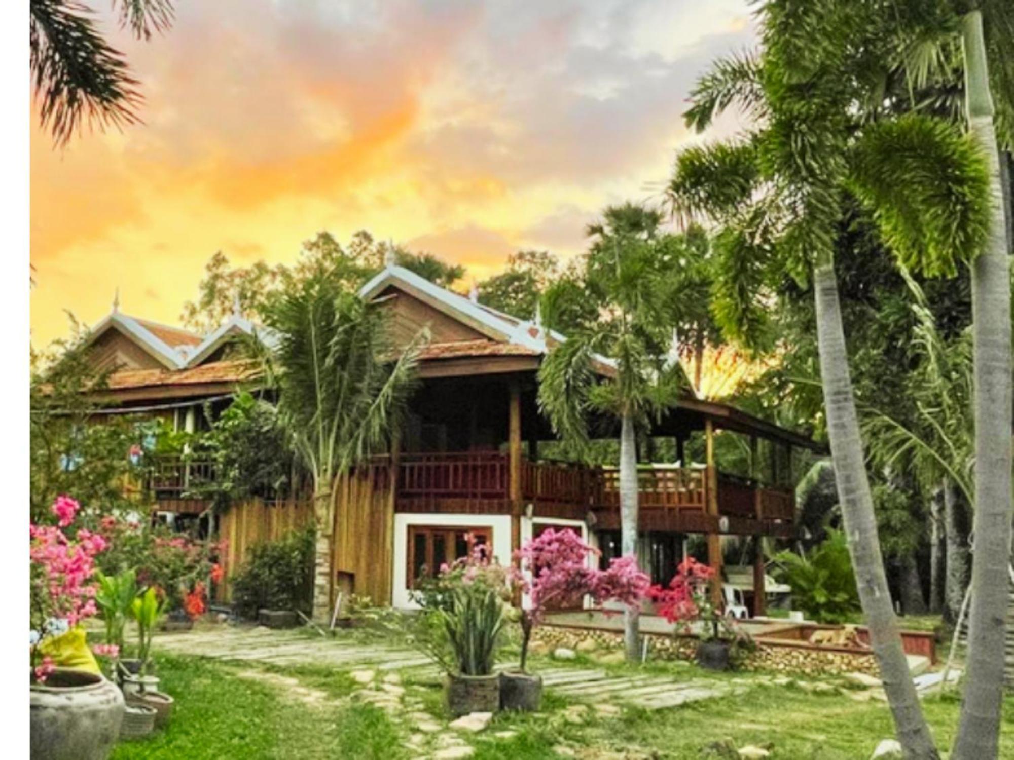 Devi Kampot Resort At Phum Kampot Buitenkant foto